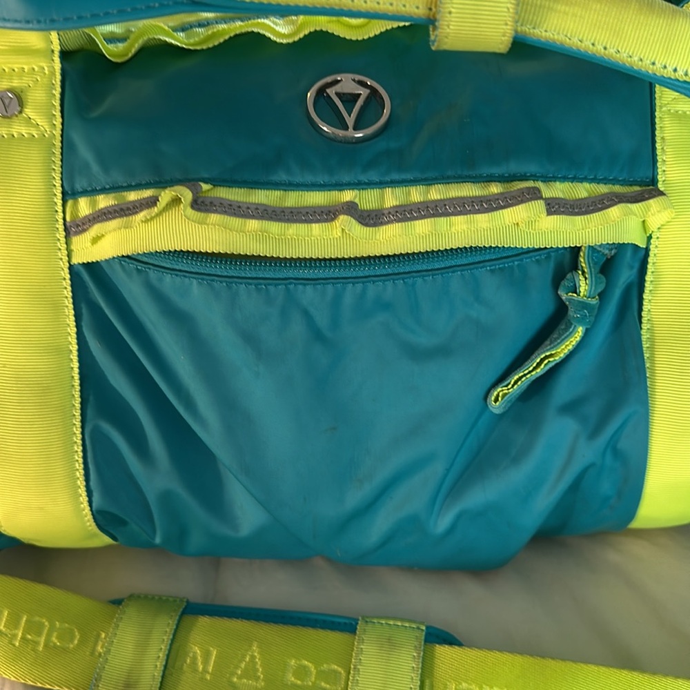 Ivivva by Lululemon Teal and Neon Yellow Travel/Tote  Bag - Picture 5 of 14